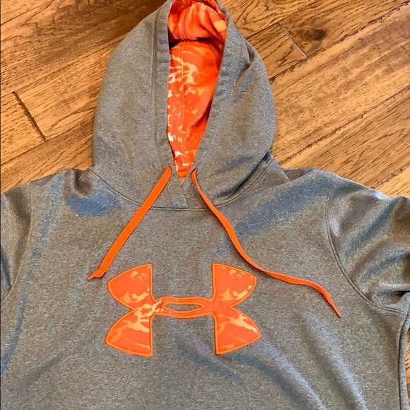 Under Armour women’s hoodie - Picture 2 of 2